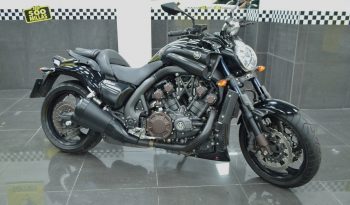 YAMAHA V-MAX 1.7 200 CV. (BLACK ED.)