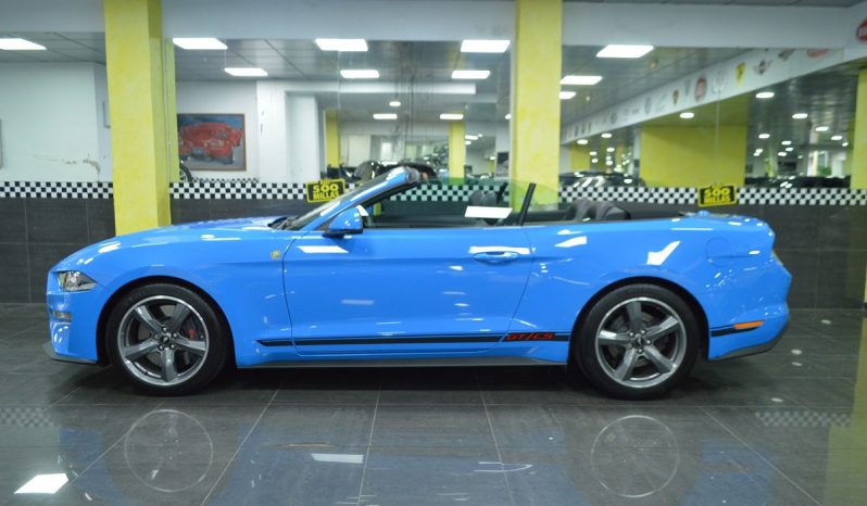 FORD MUSTANG GT CABRIO «CALIFORNIA SPECIAL» completo
