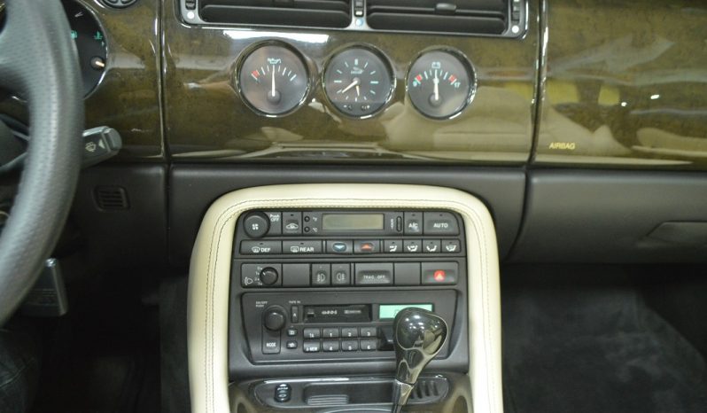 JAGUAR XK8 CONVERTIBLE completo