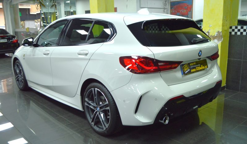 BMW 118I «M SPORT» AUTO completo