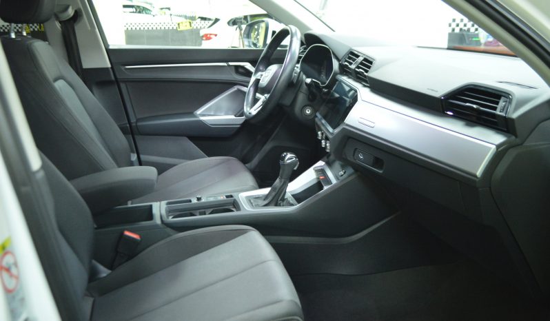 AUDI Q3 35 TDI completo