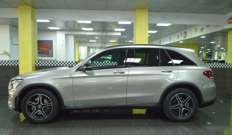 MERCEDES-BENZ GLC 220D 4MATIC AMG LINE completo