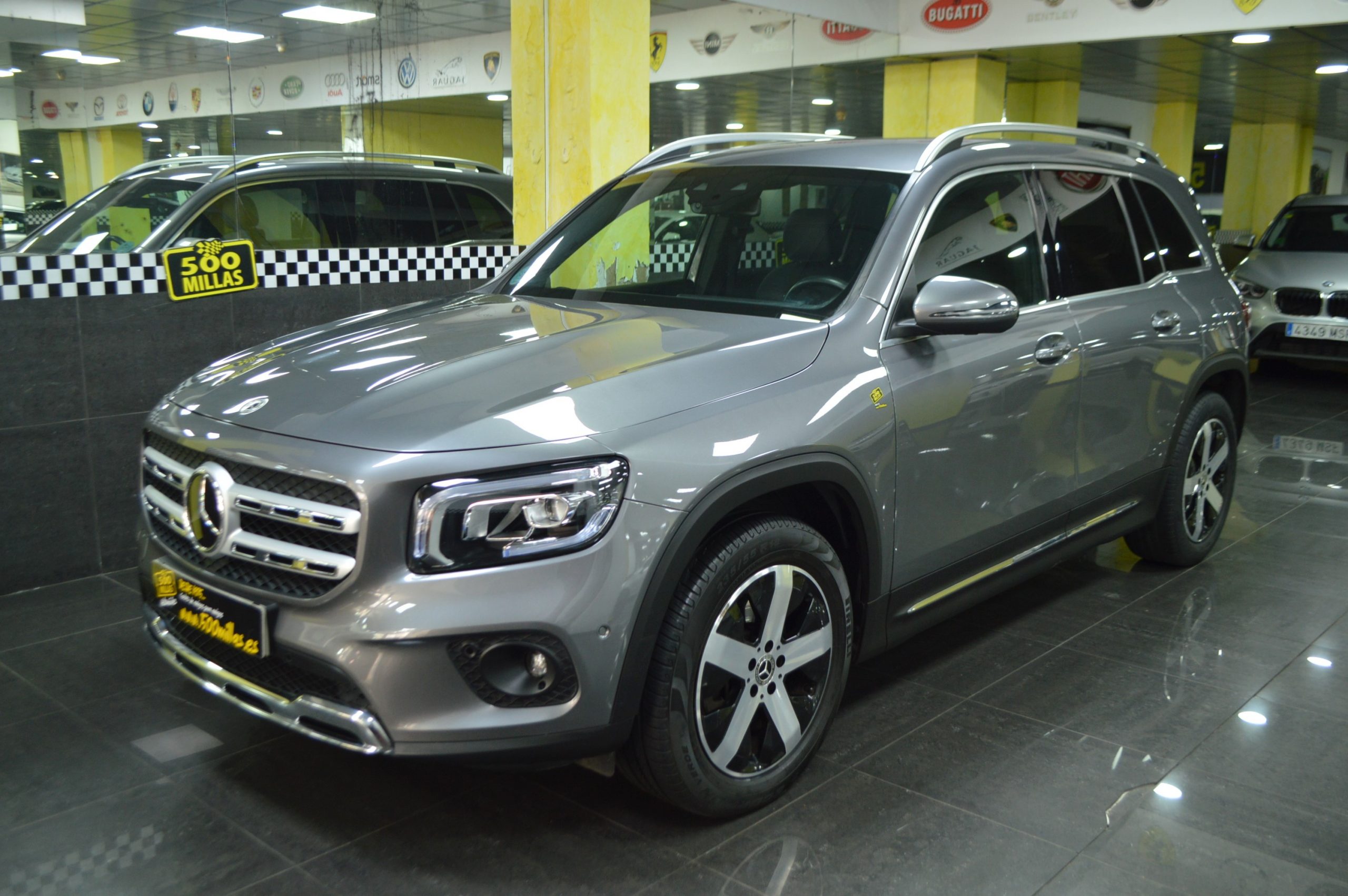 MERCEDES-BENZ GLB 200D